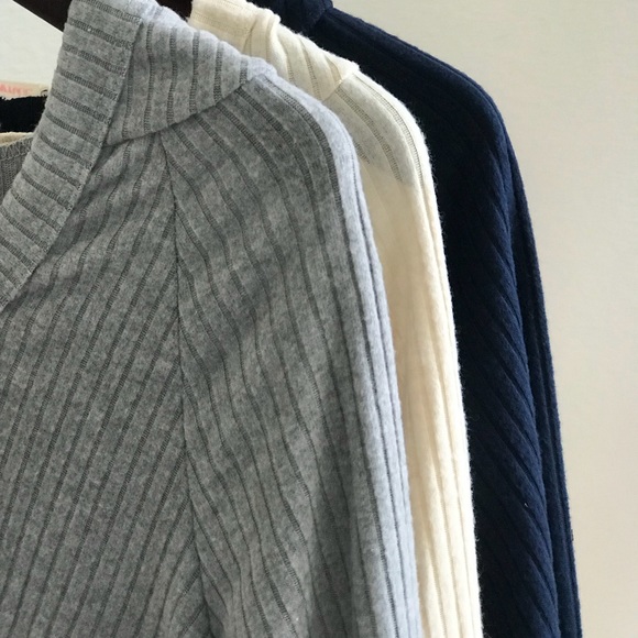 LAST3️⃣//HEATHER GRAY LACE UP HOODIE - Picture 8 of 12